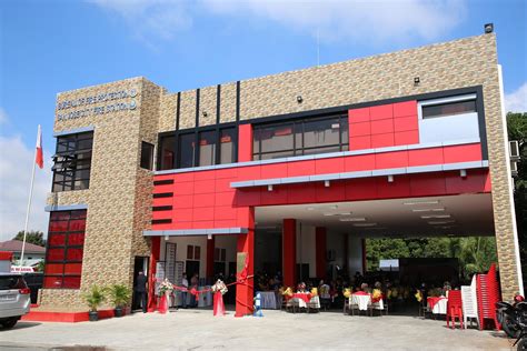bureau of fire protection - cebu city fire station photos|New BFP 7 head to install fire stations in 5 Cebu LGUs.